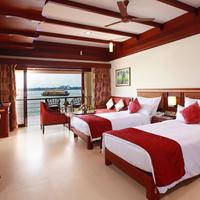 Sterling Lake Palace Alleppey