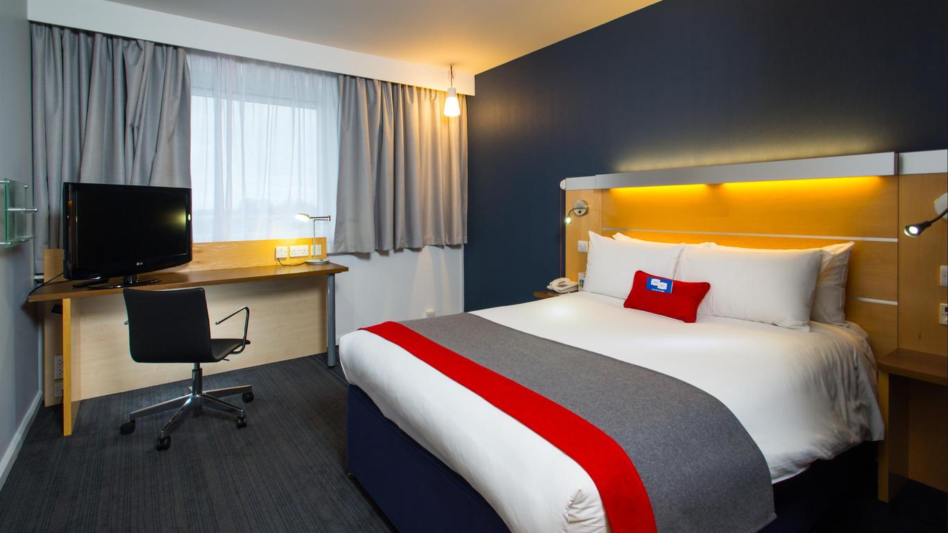 Holiday Inn Express Bedford