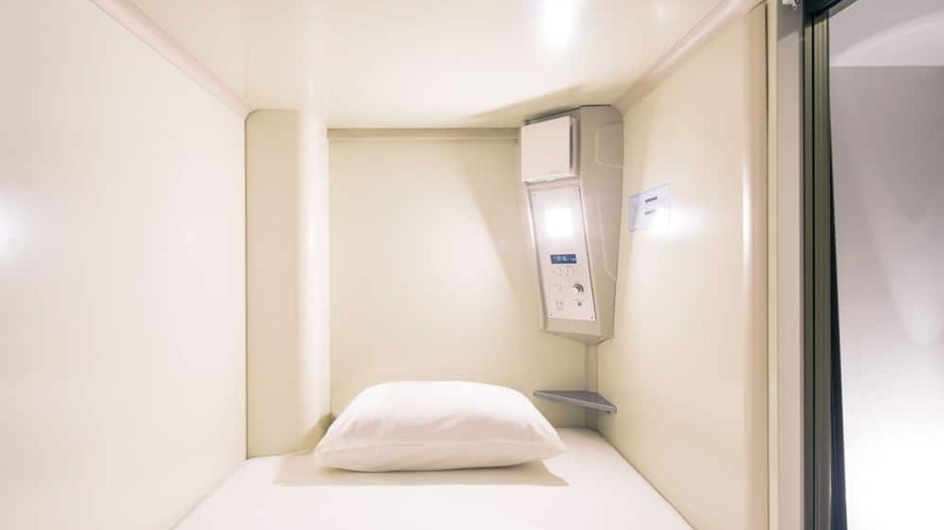 Capsule Hotel Cube Hiroshima