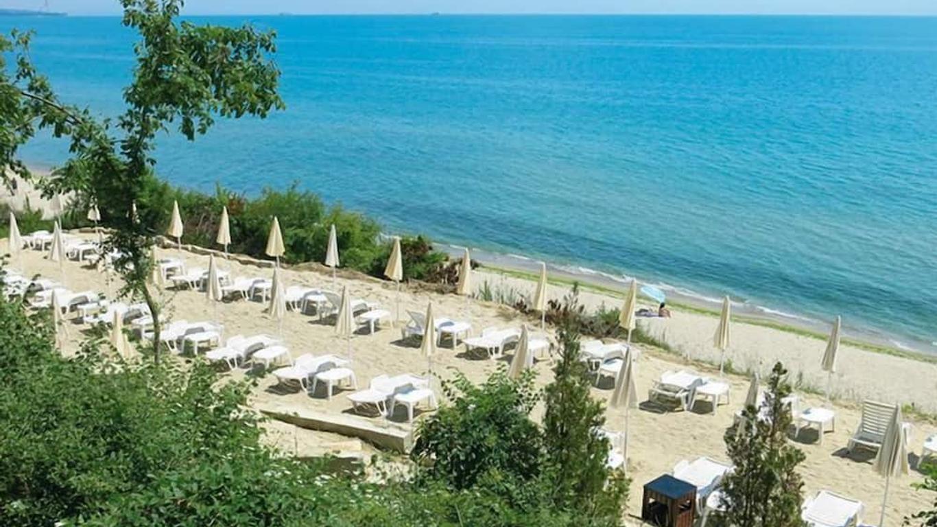 Albizia Beach Hotel