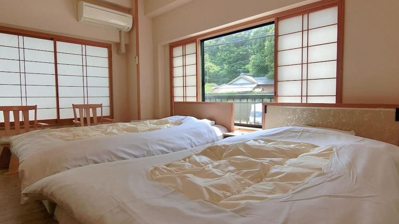 Minshuku Inn Shirahama Ekinoyado