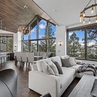 Skyes Peak - Beautiful NEW home with breathtaking views of the Mountains