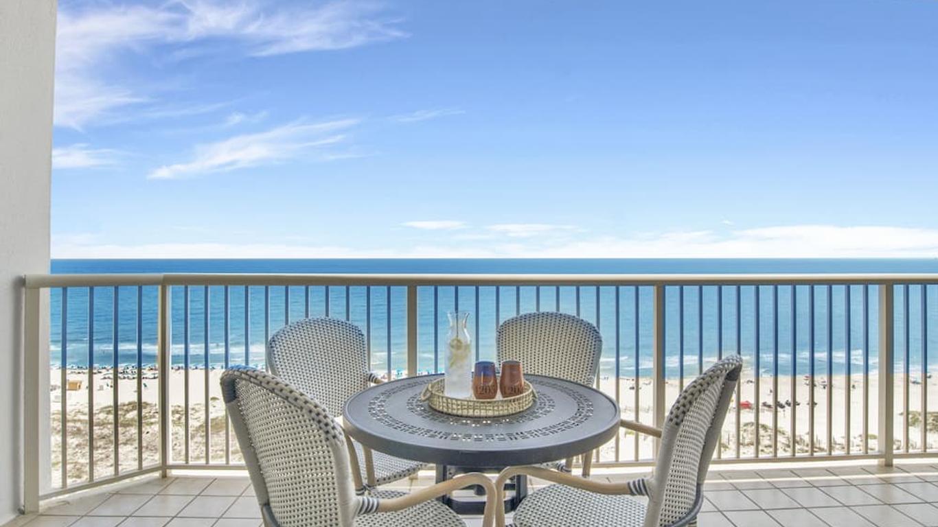 Ocean Front! Stay at a RESORT, not just a condominium! Professionally Decorated!