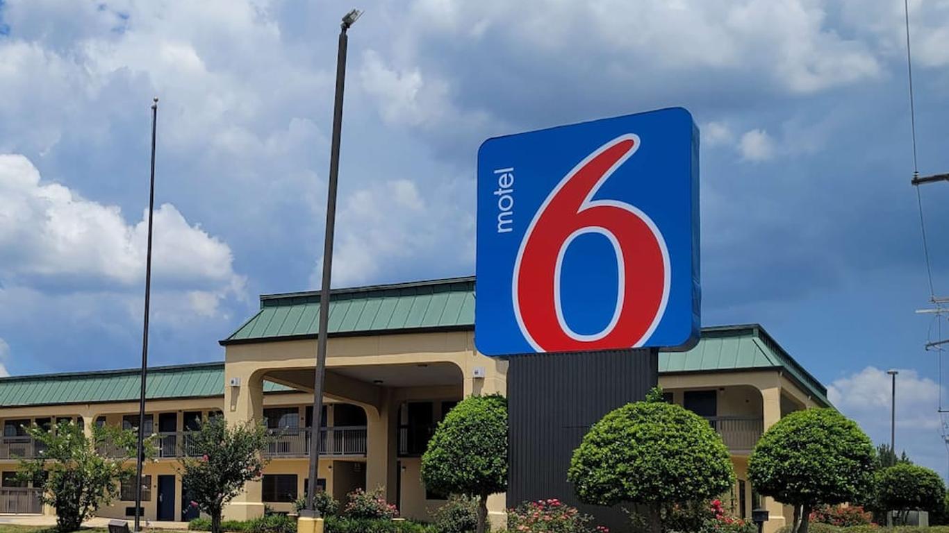 Motel 6 Jackson, Ms - Southwest