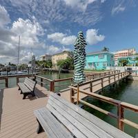 Cute One Bedroom at The Coral Resort Apts by RedAwning