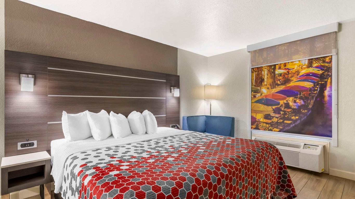 Econo Lodge Inn And Suites Near Lackland Afb