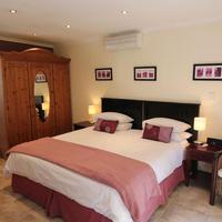 Acara Guest Cottages