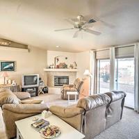 Cozy Lake Havasu House with Views - 1 Mi to Water!