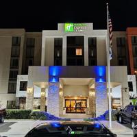 Holiday Inn Express Hotel & Suites Dfw Airport South, An IHG Hotel