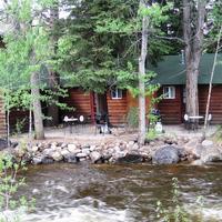 Swiftcurrent Lodge