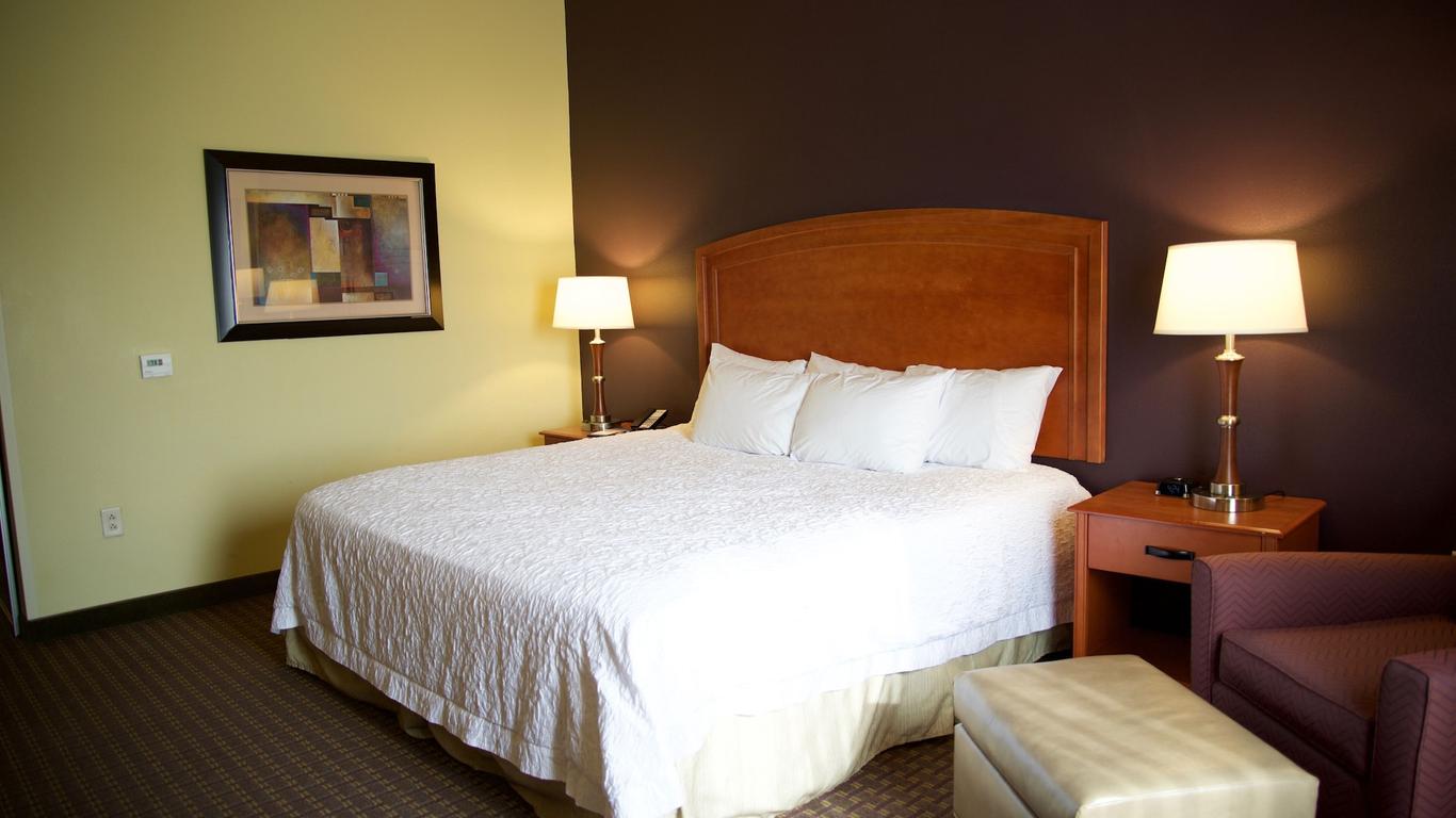 Hampton Inn & Suites Moline-Quad City Int'l Aprt