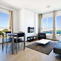 Apartamentos Marina Suites