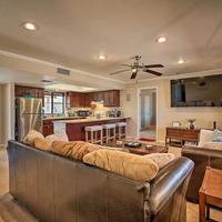 Lake Havasu City Retreat with Patio, 2 Mi to Lake!