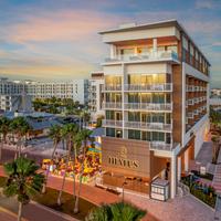 The Hiatus Clearwater Beach, Curio Collection by Hilton