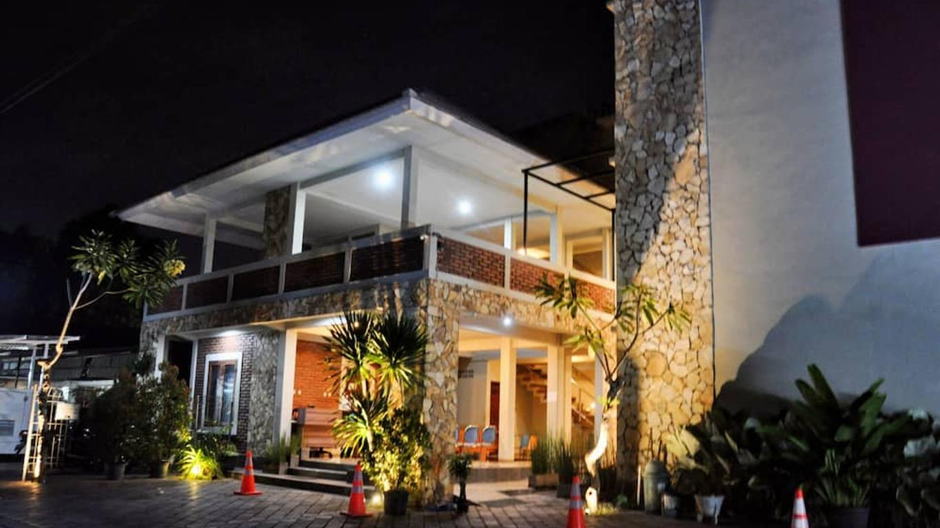 Hastina Hotel Lombok