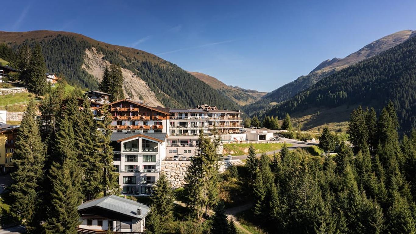 Ursprung Panorama Hotel Königsleiten